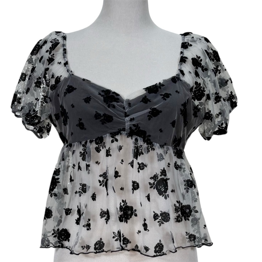Forever 21 Sheer Mesh Floral Babydoll Top Puff Sleeve Black /White Romantic